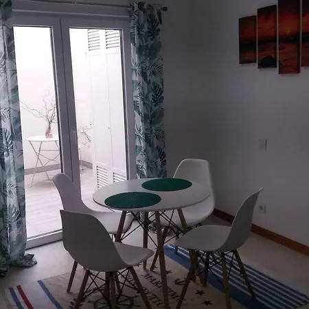 Appartement Espinho Διαμέρισμα *